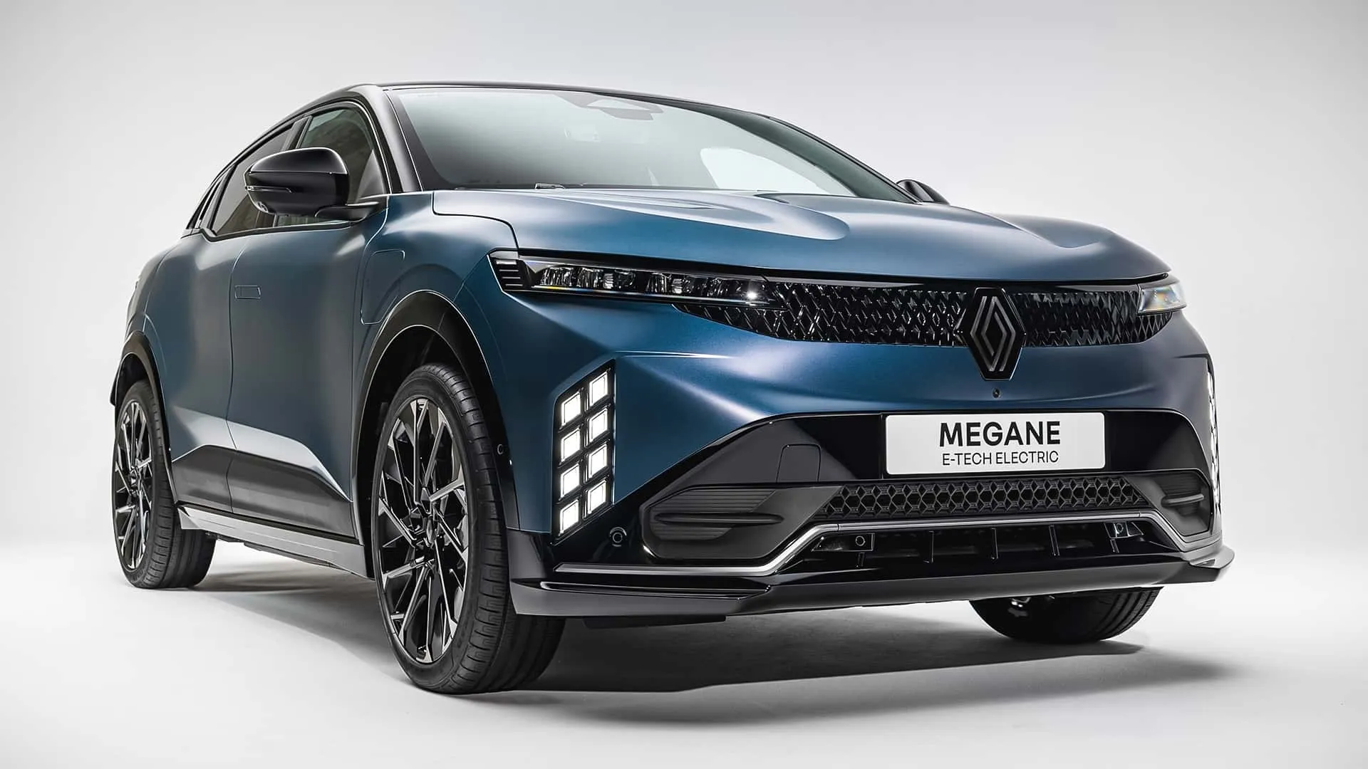 Tam Elektrikli Renault Megane E-Tech ile Sürdürülebilir Performans ve Geleceğin Teknolojisi Tam Elektrikli Renault Megane E-Tech ile Sürdürülebilir Performans ve Geleceğin Teknolojisi
