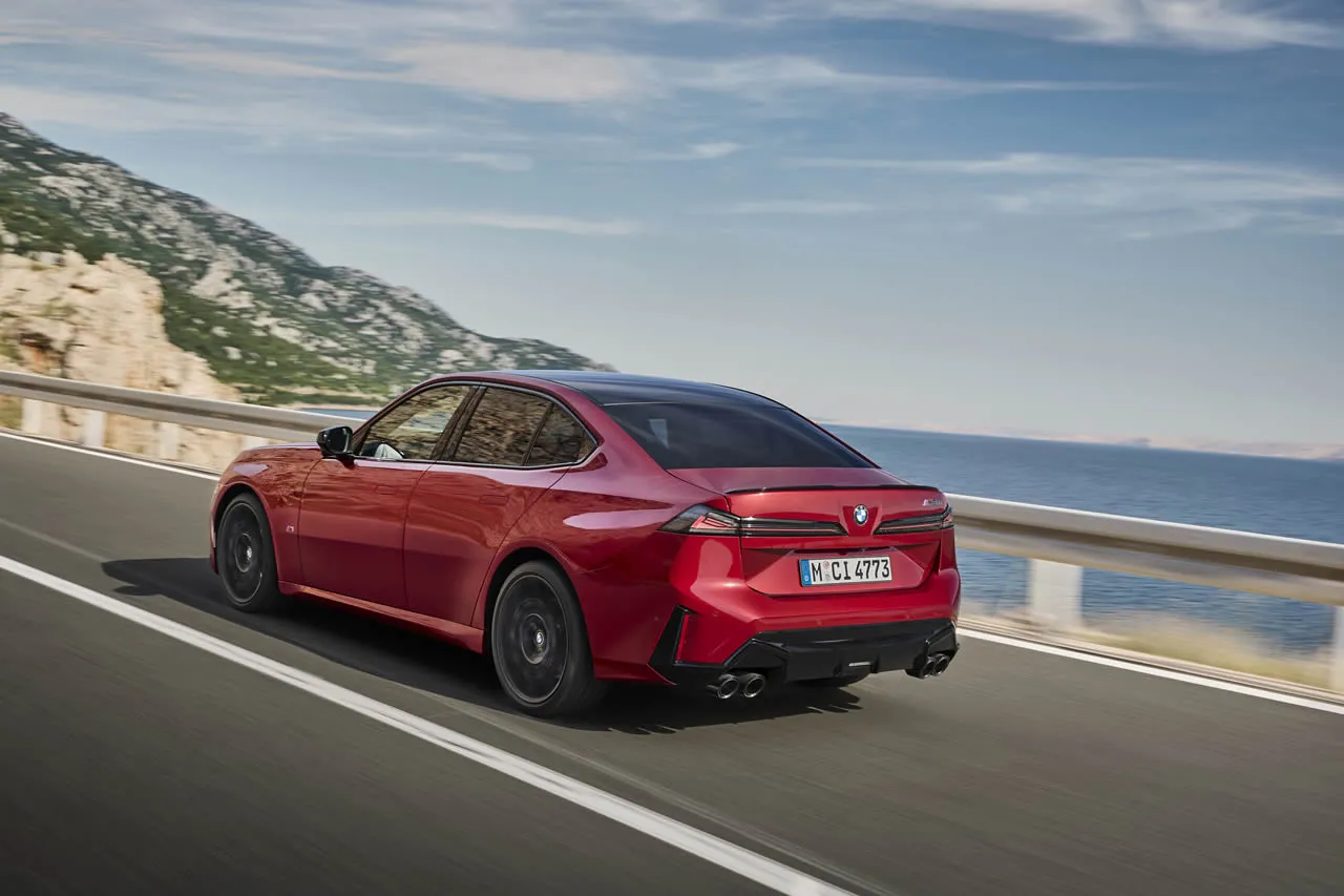 Otomotivde Bir Devrin Sonu: Yeni BMW 3 Serisi Dizel Motor Seçeneğini Rafa Kaldırdı! Otomotivde Bir Devrin Sonu: Yeni BMW 3 Serisi Dizel Motor Seçeneğini Rafa Kaldırdı!