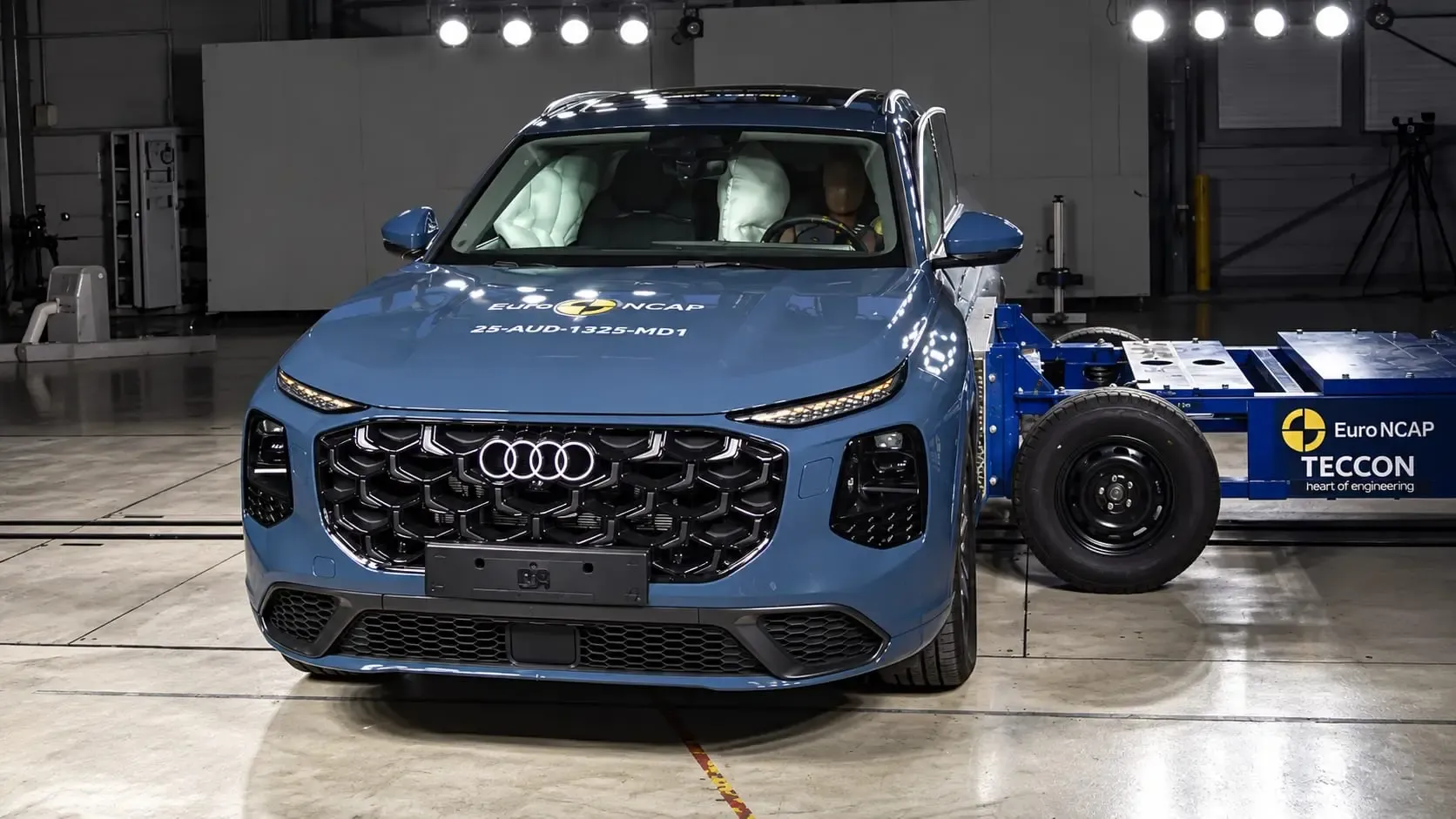 Güvenlikte Tarihi Başarı: Audi Q7 Euro NCAP'ten 5 Yıldız ve Kaza Sonrası Güvenlikte %100 Puan Aldı! Güvenlikte Tarihi Başarı: Audi Q7 Euro NCAP'ten 5 Yıldız ve Kaza Sonrası Güvenlikte %100 Puan Aldı!