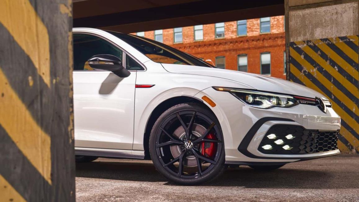 Volkswagen’in Efsanevi Modeli Golf Gtı, Yeni Yüzünü Göstermeye Hazırlanıyor Volkswagen’in Efsanevi Modeli Golf Gtı, Yeni Yüzünü Göstermeye Hazırlanıyor