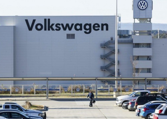 VW İşçi Konseyi, Maaş Kesintilerine Gitmeyi Kabul Etti