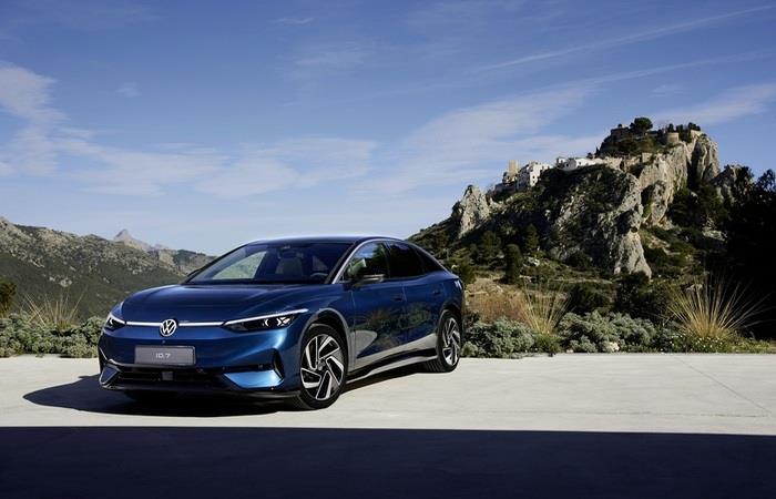 Elektrikli VW ID.7 Türkiye Yollarında Elektrikli VW ID.7 Türkiye Yollarında