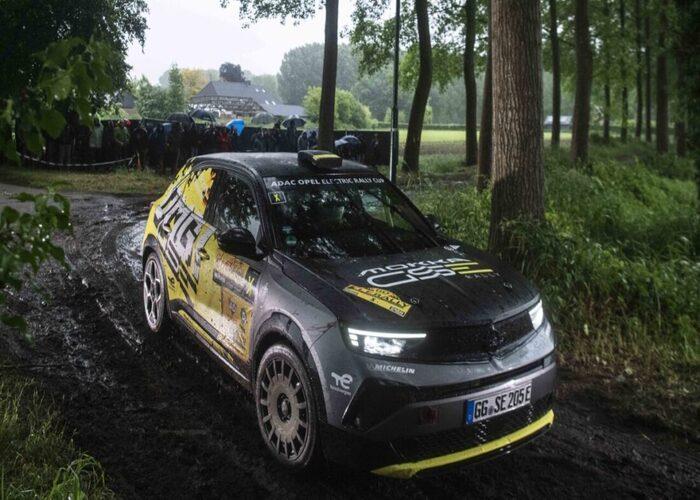 Opel Mokka GSE Geliyor Opel Mokka GSE Geliyor