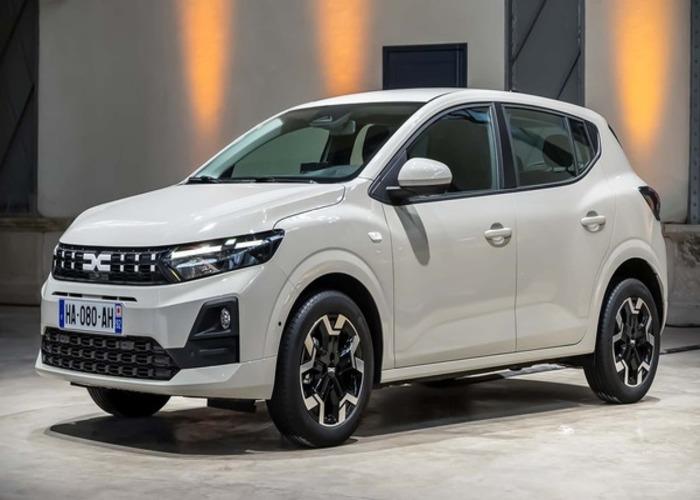 Yeni Sandero Dacia Bayilerinde Yeni Sandero Dacia Bayilerinde