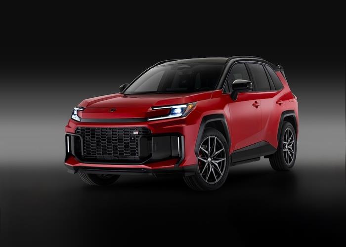 Toyota Yeni RAV4’ü Tanıttı Toyota Yeni RAV4’ü Tanıttı