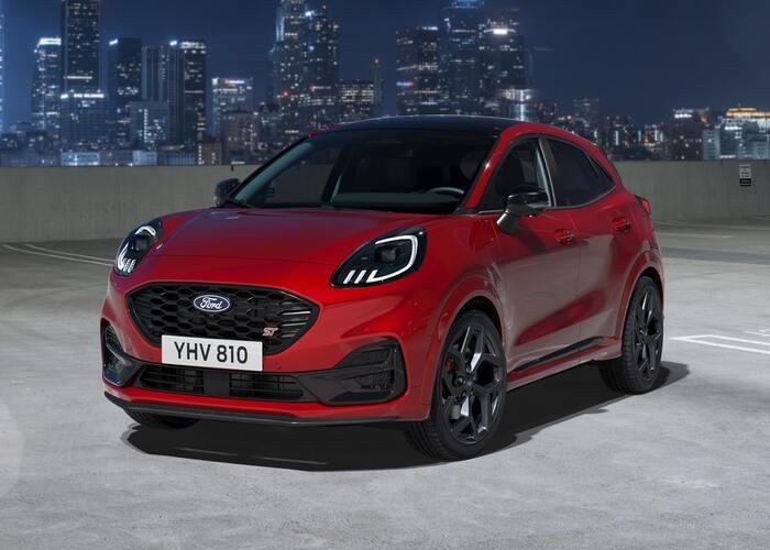 Ford Puma 2026 İnceleme: Küçük SUV, Büyük Karakter