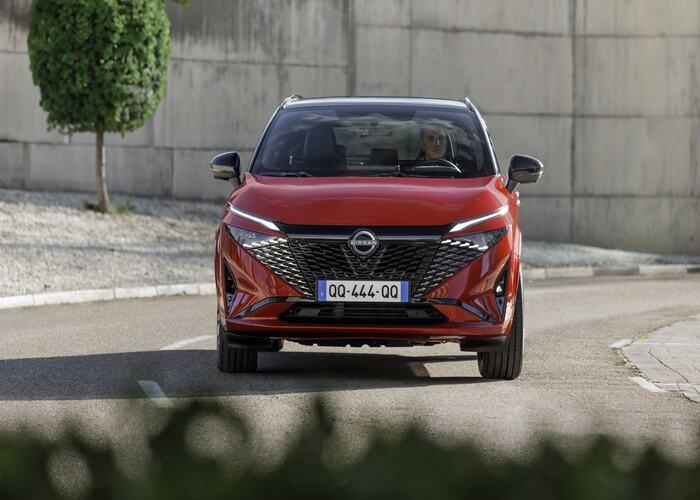 Nissan Qashqai 2026 İnceleme: Şehir SUV'larının Öncüsü Hâlâ Zirvede Mi? Nissan Qashqai 2026 İnceleme: Şehir SUV'larının Öncüsü Hâlâ Zirvede Mi?
