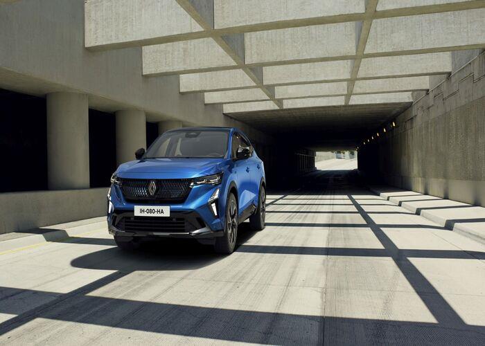 SUV Coupe Dünyasında Fransız Şıklığı: Yeni Renault Rafale E-Tech İncelemesi SUV Coupe Dünyasında Fransız Şıklığı: Yeni Renault Rafale E-Tech İncelemesi