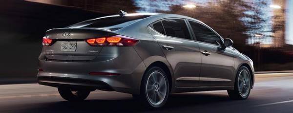 Yeni Hyundai ELANTRA 2017 Şimdi Daha Cazip Koşullarla Satışta Yeni Hyundai ELANTRA 2017 Şimdi Daha Cazip Koşullarla Satışta