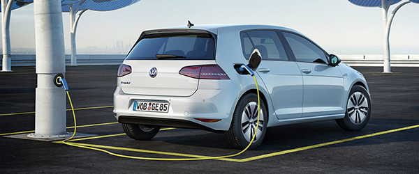 Volkswagen'den elektrikli araca büyük yatırım ! Volkswagen'den elektrikli araca büyük yatırım !