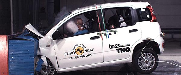 Fiat Panda EURO NCAP testinde hiç yıldız alamadı! Fiat Panda EURO NCAP testinde hiç yıldız alamadı!