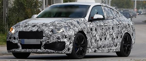 BMW’nin 2 Serisi Gran Coupe “deneysel aracı” yakından görüntülendi. BMW’nin 2 Serisi Gran Coupe “deneysel aracı” yakından görüntülendi.