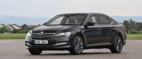 Yeni Skoda Superb Türkiye'ye Geliyor Yeni Skoda Superb Türkiye'ye Geliyor