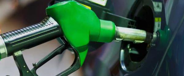 Araç Sahiplerine Müjde! Benzine İndirim Geliyor