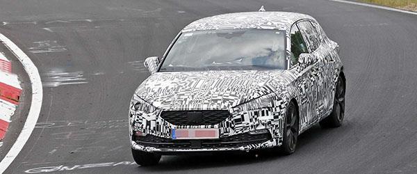 Yeni Seat Leon Nürburgring'de Yeniden Görüntülendi Yeni Seat Leon Nürburgring'de Yeniden Görüntülendi