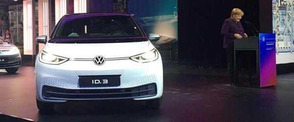Volkswagen İlk Elektrikli Modelinin ID.3’ün Üretimine Başladı Volkswagen İlk Elektrikli Modelinin ID.3’ün Üretimine Başladı
