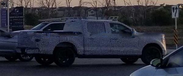 Yeni Ford F-150 yakalandı Yeni Ford F-150 yakalandı