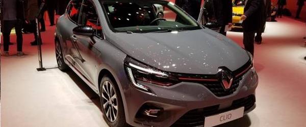Yeni Clio’da Hibrit Motor Seçeneği Yeni Clio’da Hibrit Motor Seçeneği