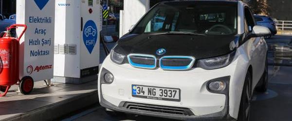 Elektrikli Otomobiller %80 Daha Tasarruflu Elektrikli Otomobiller %80 Daha Tasarruflu
