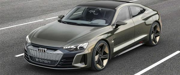Audi E-Tron GT Kamuflajsız Görüntülendi Audi E-Tron GT Kamuflajsız Görüntülendi