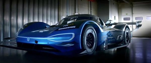 Volkswagen I.D. R, McLaren 720S Modeline Rakip Oldu Volkswagen I.D. R, McLaren 720S Modeline Rakip Oldu