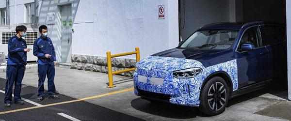 BMW’nin İlk Elektrikli SUV Aracı iX3 Üretim Bandına Çıktı BMW’nin İlk Elektrikli SUV Aracı iX3 Üretim Bandına Çıktı