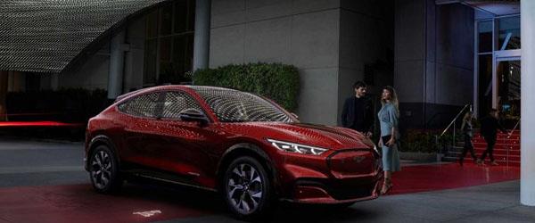 Elektrikli Ford Mustang Mach-E İçin Ön Siparişler Alındı Elektrikli Ford Mustang Mach-E İçin Ön Siparişler Alındı