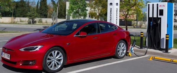 Elektrikli Otomobiller İçin Yeni Şarj İstasyonları