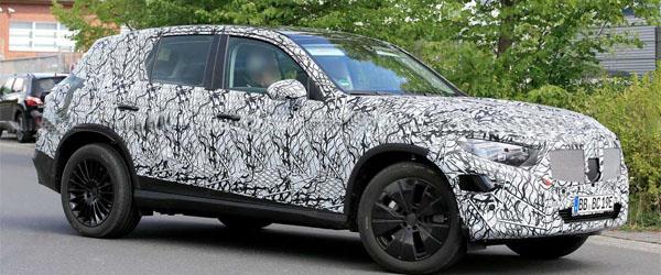 2021 Mercedes GLC Yine Kamuflajlı Görüntülendi 2021 Mercedes GLC Yine Kamuflajlı Görüntülendi