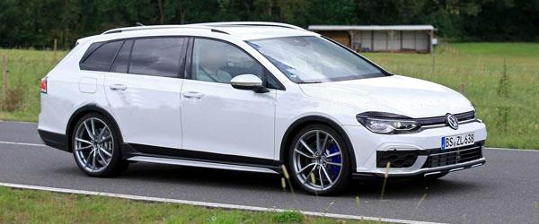 Volkswagen Golf R Variant Kamuflajsız Görüntülendi Volkswagen Golf R Variant Kamuflajsız Görüntülendi