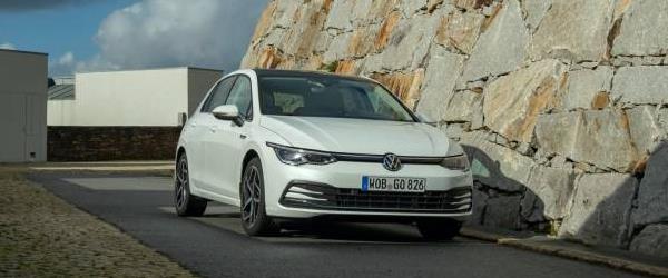 Volkswagen Golf TGI Tanıtıldı Volkswagen Golf TGI Tanıtıldı