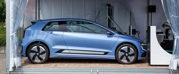 Volkswagen’den Otomatik Şarj Robotu Volkswagen’den Otomatik Şarj Robotu