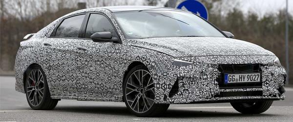 Hyundai Elantra N Yoğun Kamuflajlı Görüntülendi Hyundai Elantra N Yoğun Kamuflajlı Görüntülendi