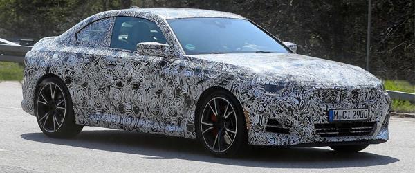 BMW 2 Serisi Coupe Kamuflajını Azaltıyor BMW 2 Serisi Coupe Kamuflajını Azaltıyor