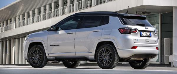 Jeep Compass Yenilenerek Türkiye’ye Giriş Yaptı Jeep Compass Yenilenerek Türkiye’ye Giriş Yaptı