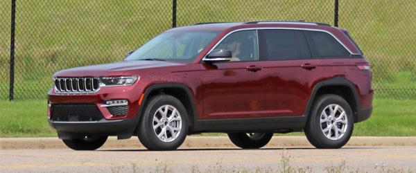 Yeni Grand Cherokee Kamuflajsız Ortaya Çıktı Yeni Grand Cherokee Kamuflajsız Ortaya Çıktı