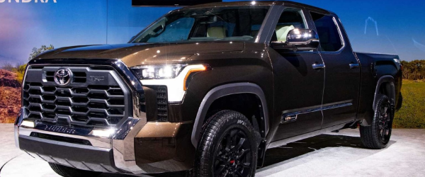 Toyota Tundra BMW’yi Kıskandıran Izgarası İle Geliyor! Toyota Tundra BMW’yi Kıskandıran Izgarası İle Geliyor!