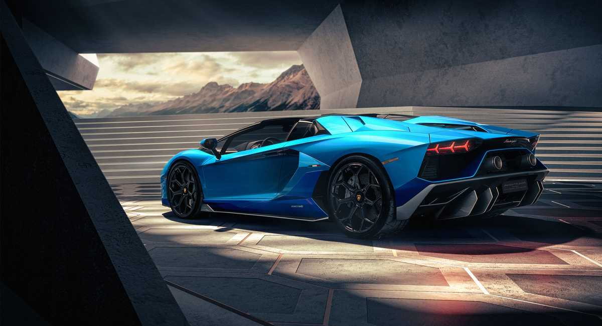 Lamborghini Aventador Ultimate Modellerinin Hepsini Sattı!