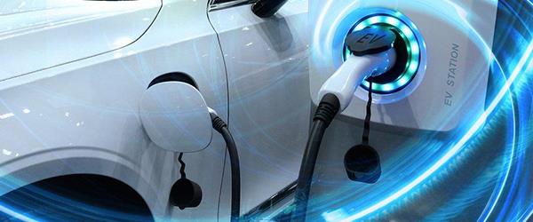 Tesla Elektrikli Otomobillerin Şarjında Devrim Gerçekleştiriyor Tesla Elektrikli Otomobillerin Şarjında Devrim Gerçekleştiriyor