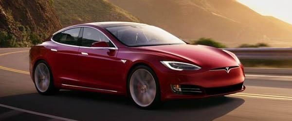 Tesla Otomotiv Devinden Bir Araç Geri Çağırma Haberi Daha Geldi