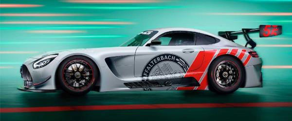 Mercedes 55. Yılına Özel Üretilen AMG GT3’ü Tanıttı Mercedes 55. Yılına Özel Üretilen AMG GT3’ü Tanıttı