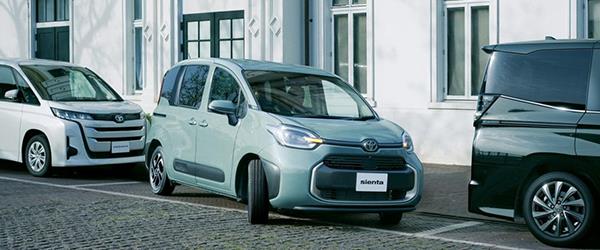 Toyota Yeni Sienta Modelini Japonya'da Tanıttı